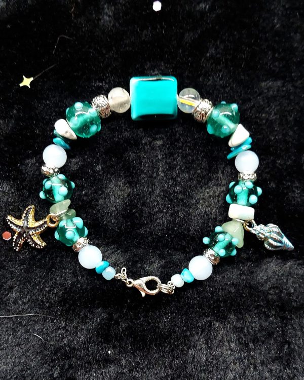 Seashells by Seashore Beaded Bracelet